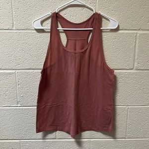 Elevated racer back withered rose